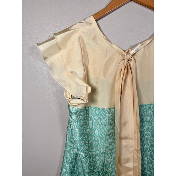 NWOT Metiseko Silk Flutter Sleeve Blouse size M $150 - Picture 5 of 9